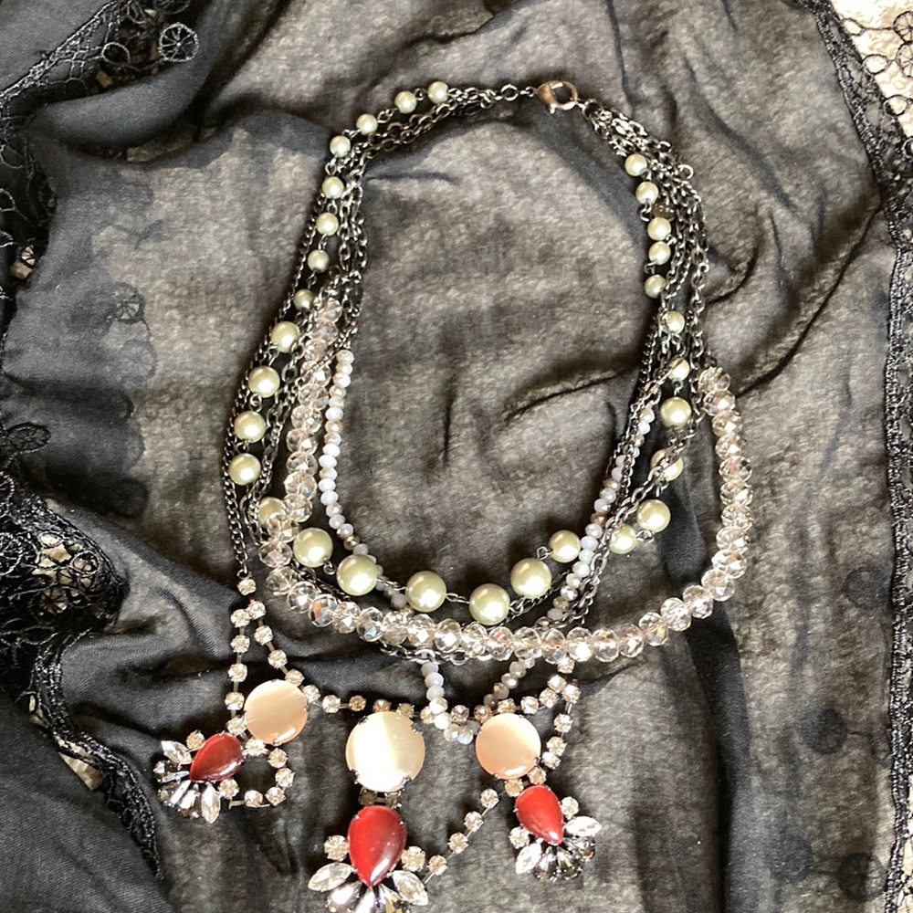 Ann Taylor Loft Necklace